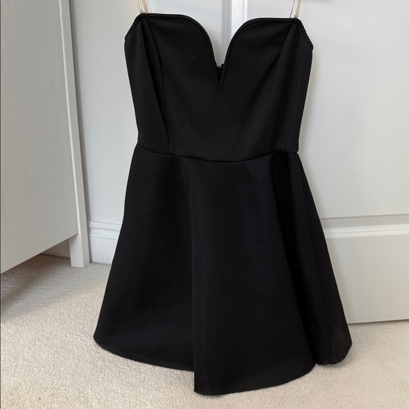 Honey Punch Black Strapless ALine Dress - Picture 3 of 14